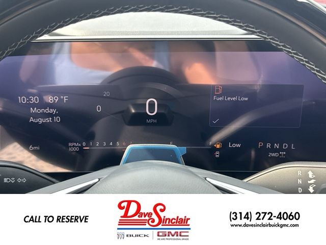 Buick Enclave Vehicle Full-screen Gallery Image 15