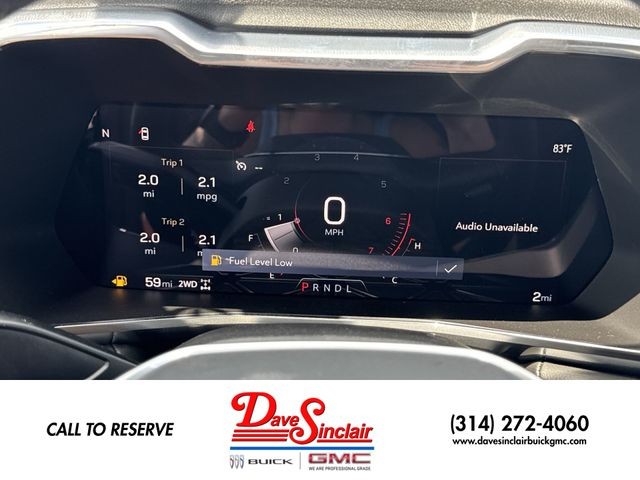 GMC Canyon Vehicle Full-screen Gallery Image 15