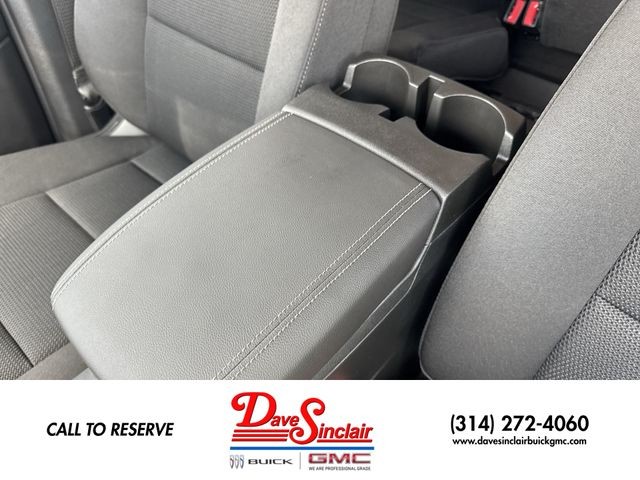 GMC Canyon Vehicle Full-screen Gallery Image 21