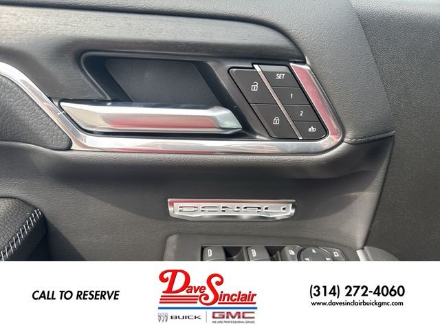 GMC Sierra 1500 Vehicle Full-screen Gallery Image 13