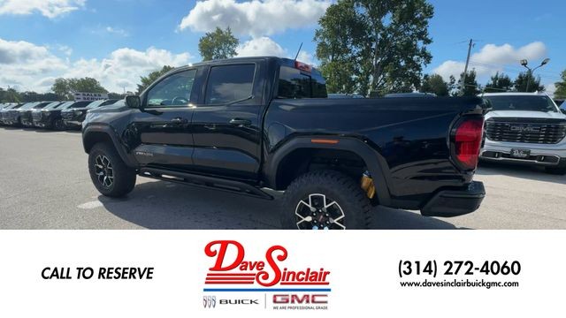 GMC Canyon Vehicle Full-screen Gallery Image 06
