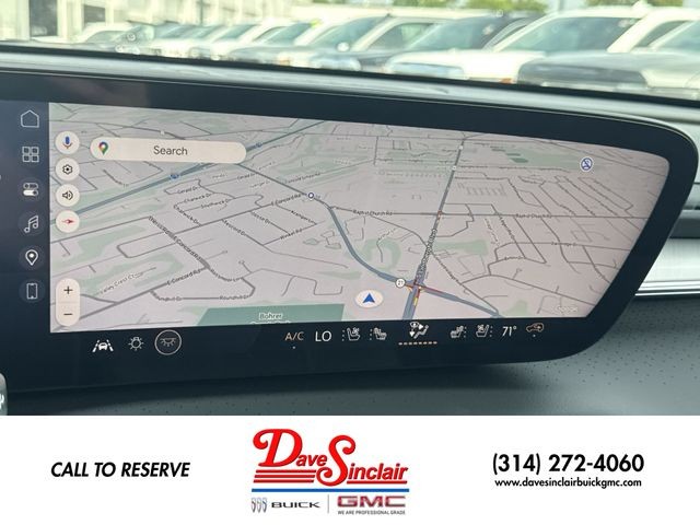 Buick Enclave Vehicle Full-screen Gallery Image 18