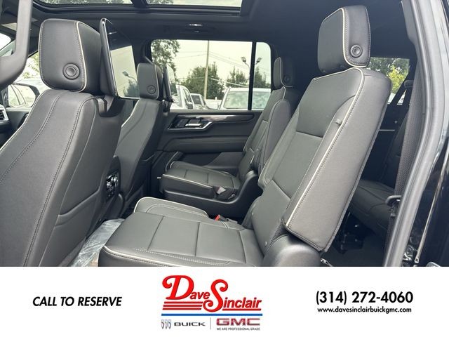 GMC Yukon XL Vehicle Full-screen Gallery Image 23