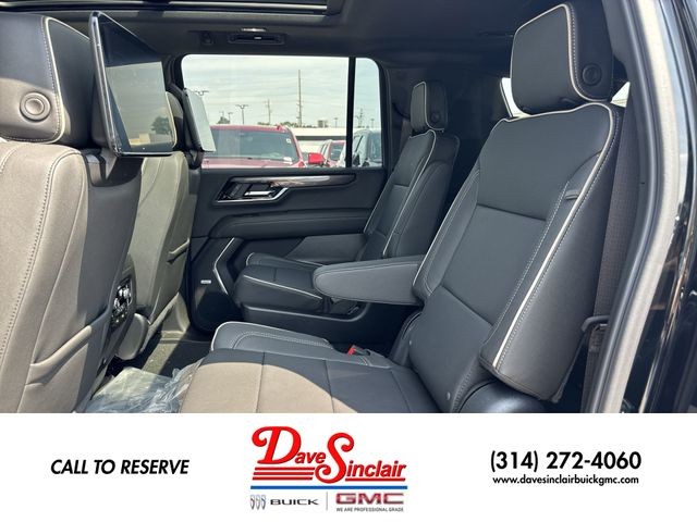 GMC Yukon XL Vehicle Full-screen Gallery Image 23