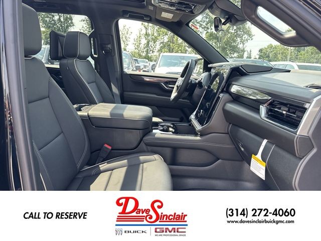 GMC Yukon XL Vehicle Full-screen Gallery Image 26