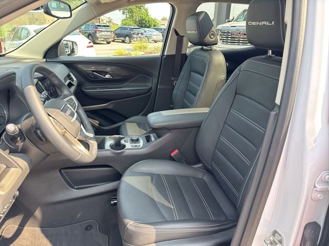 GMC Terrain Vehicle Full-screen Gallery Image 24