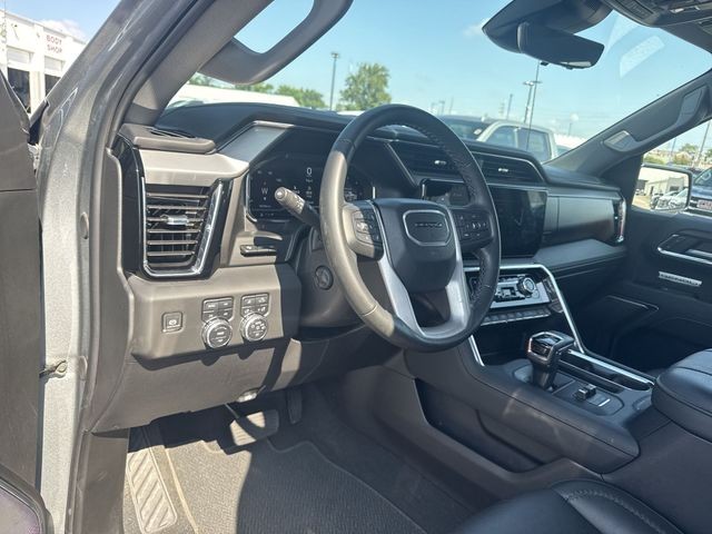 GMC Sierra 1500 Vehicle Full-screen Gallery Image 13