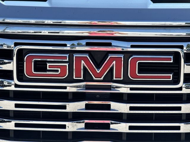 GMC Sierra 1500 Vehicle Full-screen Gallery Image 36