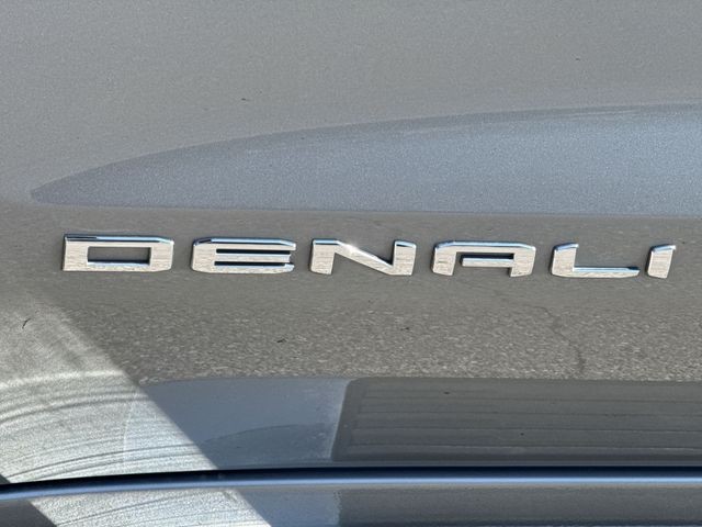 GMC Sierra 1500 Vehicle Full-screen Gallery Image 37