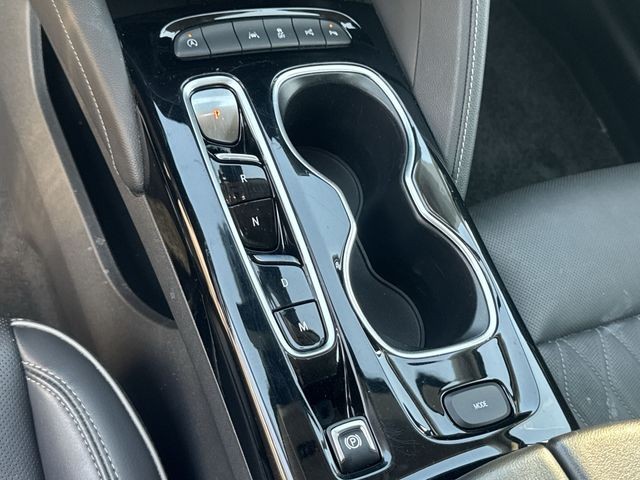 Buick Envision Vehicle Full-screen Gallery Image 16