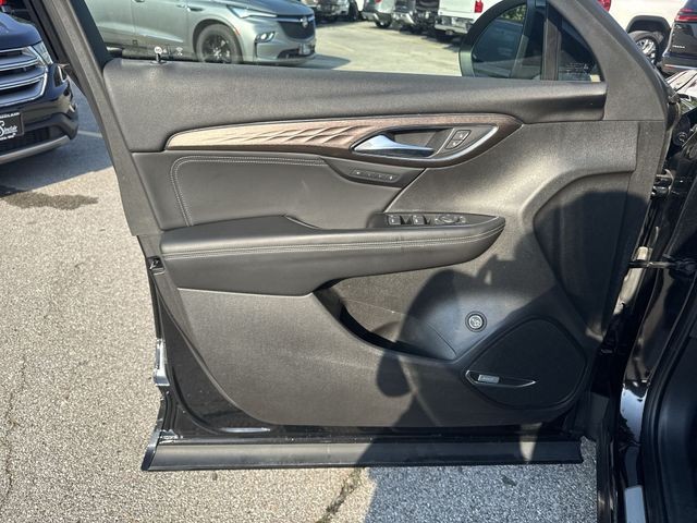 Buick Envision Vehicle Full-screen Gallery Image 23