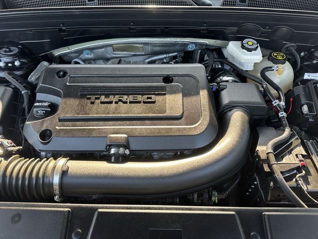 Buick Envision Vehicle Full-screen Gallery Image 31