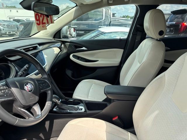 Buick Encore GX Vehicle Full-screen Gallery Image 10