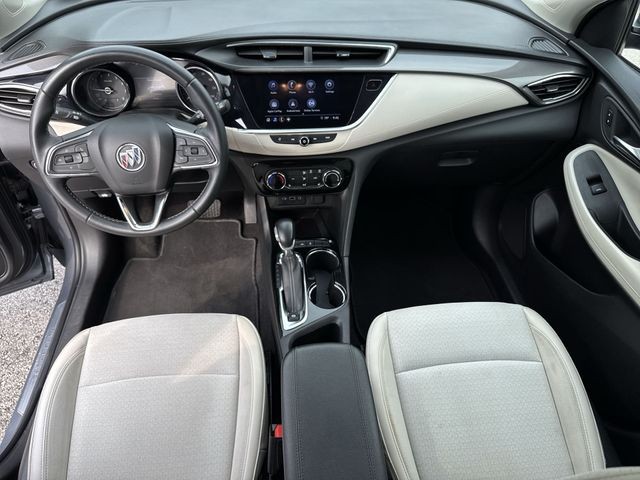 Buick Encore GX Vehicle Full-screen Gallery Image 23