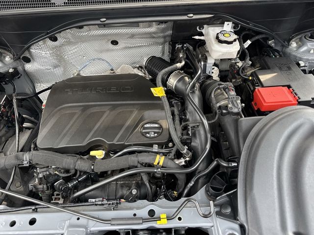 Buick Encore GX Vehicle Full-screen Gallery Image 31