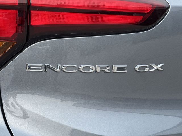 Buick Encore GX Vehicle Full-screen Gallery Image 33