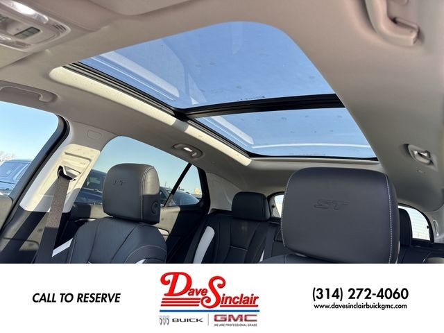 Buick Envision Vehicle Full-screen Gallery Image 22