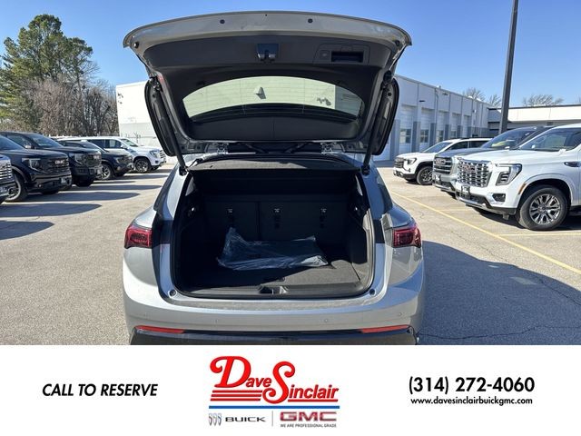 Buick Envision Vehicle Full-screen Gallery Image 24