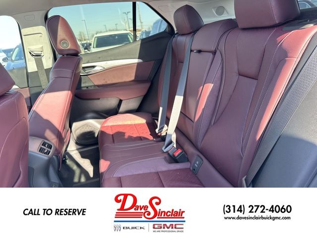 Buick Envision Vehicle Full-screen Gallery Image 23