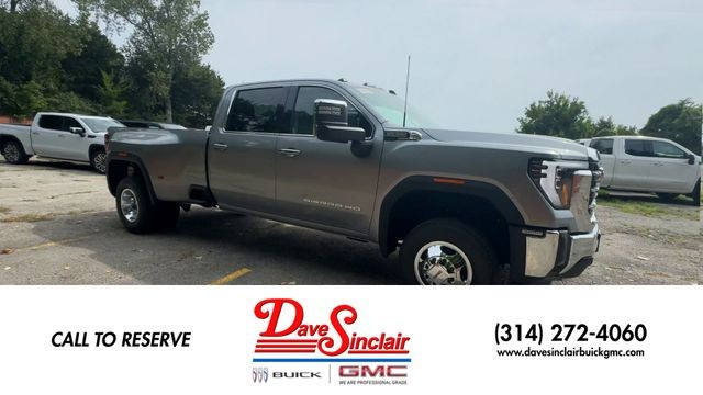 GMC Sierra 3500HD Vehicle Full-screen Gallery Image 02