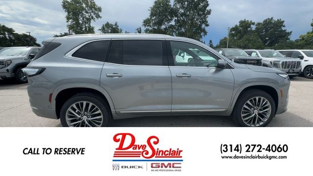Buick Enclave Vehicle Full-screen Gallery Image 02