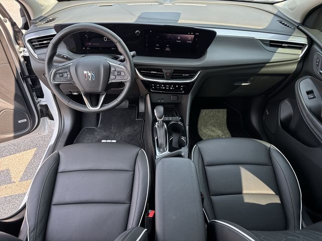 Buick Encore GX Vehicle Full-screen Gallery Image 24