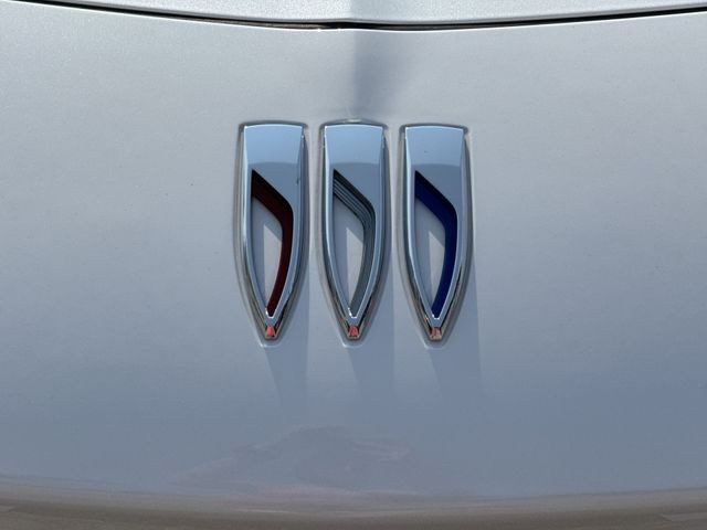 Buick Encore GX Vehicle Full-screen Gallery Image 34