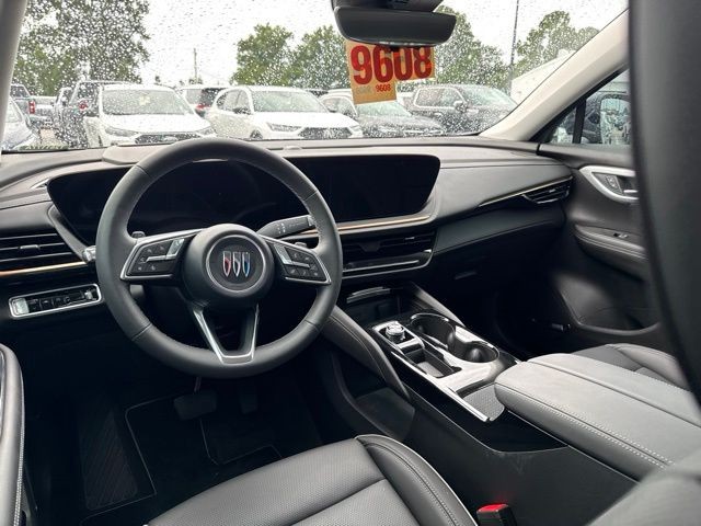 Buick Envision Vehicle Full-screen Gallery Image 12