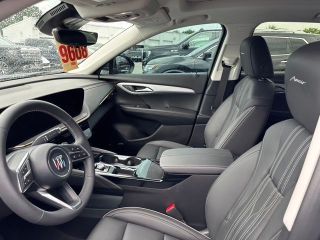 Buick Envision Vehicle Full-screen Gallery Image 13