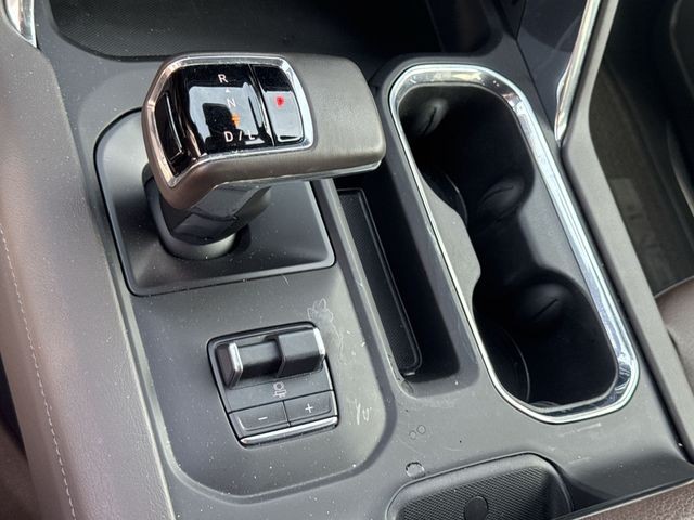 GMC Sierra 1500 Vehicle Full-screen Gallery Image 20