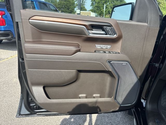 GMC Sierra 1500 Vehicle Full-screen Gallery Image 27