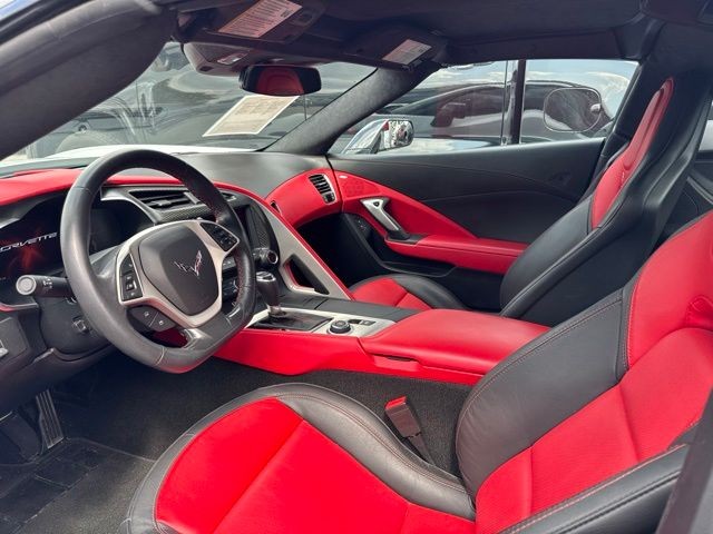 Chevrolet Corvette Vehicle Full-screen Gallery Image 08