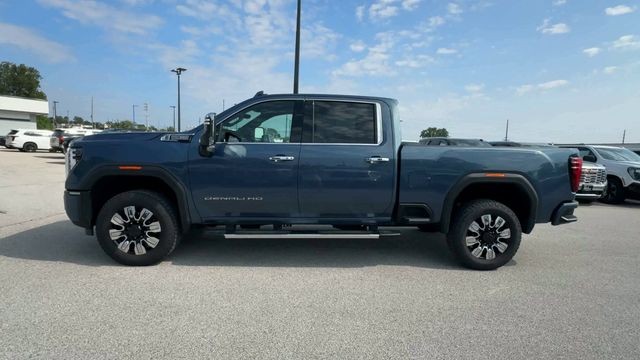 GMC Sierra 2500HD Vehicle Full-screen Gallery Image 06