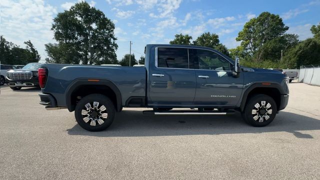 GMC Sierra 2500HD Vehicle Full-screen Gallery Image 11