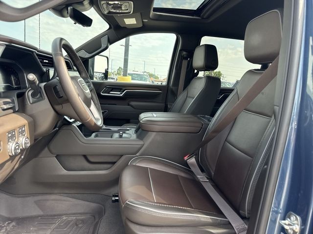 GMC Sierra 2500HD Vehicle Full-screen Gallery Image 24