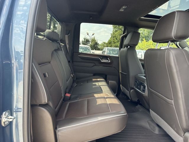 GMC Sierra 2500HD Vehicle Full-screen Gallery Image 32