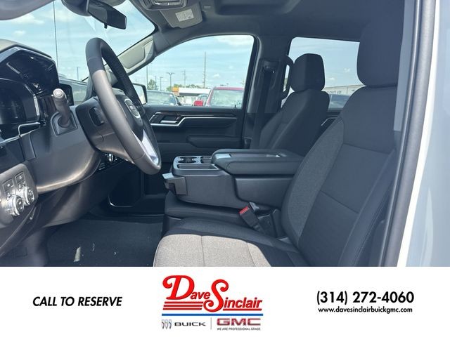 GMC Sierra 1500 Vehicle Full-screen Gallery Image 11