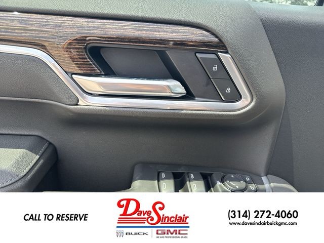 GMC Sierra 1500 Vehicle Full-screen Gallery Image 13