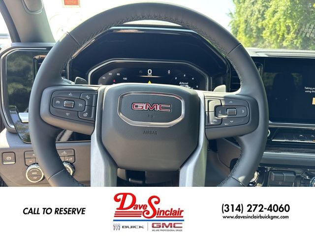 GMC Sierra 1500 Vehicle Full-screen Gallery Image 14