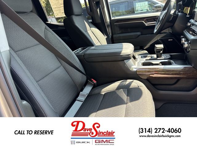GMC Sierra 1500 Vehicle Full-screen Gallery Image 24