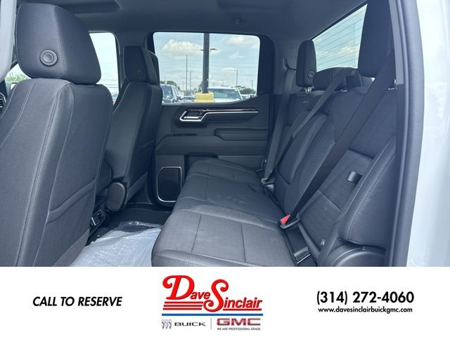 GMC Sierra 1500 Vehicle Full-screen Gallery Image 22