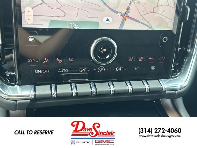GMC Yukon XL Vehicle Full-screen Gallery Image 19