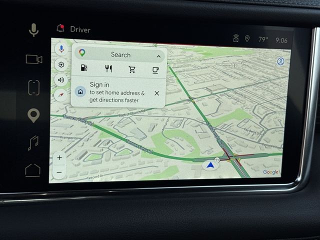 GMC Yukon Vehicle Full-screen Gallery Image 18