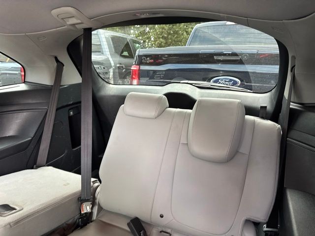 Honda Odyssey Vehicle Full-screen Gallery Image 10