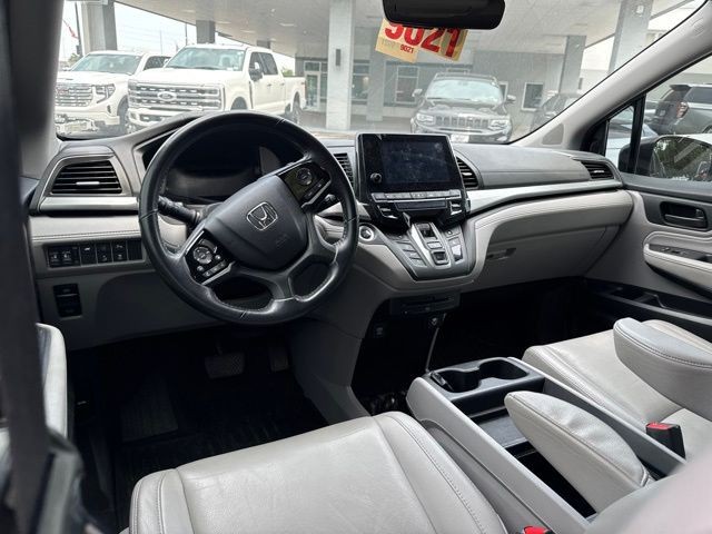 Honda Odyssey Vehicle Full-screen Gallery Image 13
