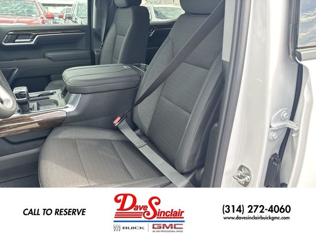 GMC Sierra 1500 Vehicle Full-screen Gallery Image 11