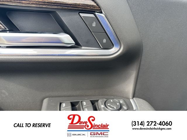 GMC Sierra 1500 Vehicle Full-screen Gallery Image 13