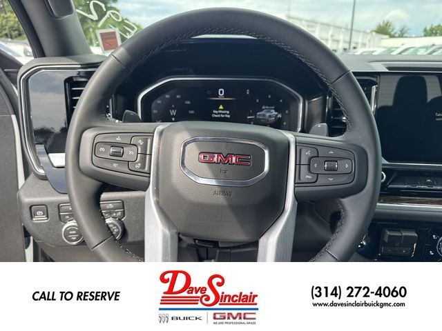 GMC Sierra 1500 Vehicle Full-screen Gallery Image 14