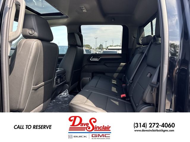 GMC Sierra 2500HD Vehicle Full-screen Gallery Image 23