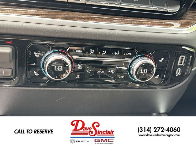 GMC Sierra 1500 Vehicle Full-screen Gallery Image 19
